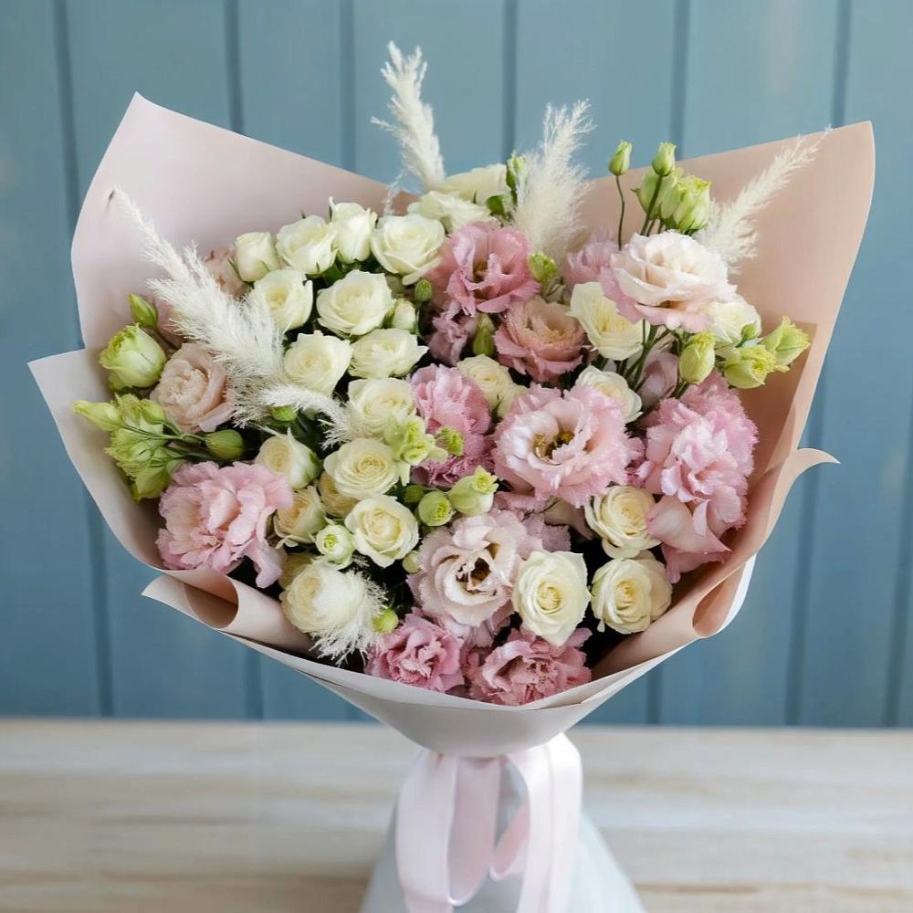 Букет цветов из: Альстромерии и Розы в Проводник