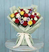 Букет цветов из:  Розы #REPLACE_PRED# Проводник