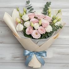 Букет цветов из:  Лизиантусы в Проводник