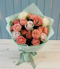 Букет цветов из:  Розы #REPLACE_PRED# Проводник