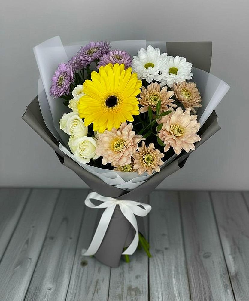 Букет цветов из: Розы, Герберы и Хризантемы в Проводник