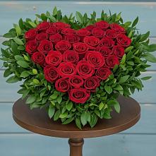 Цветочная композиция из Розы в виде сердца #REPLACE_PRED# Проводник