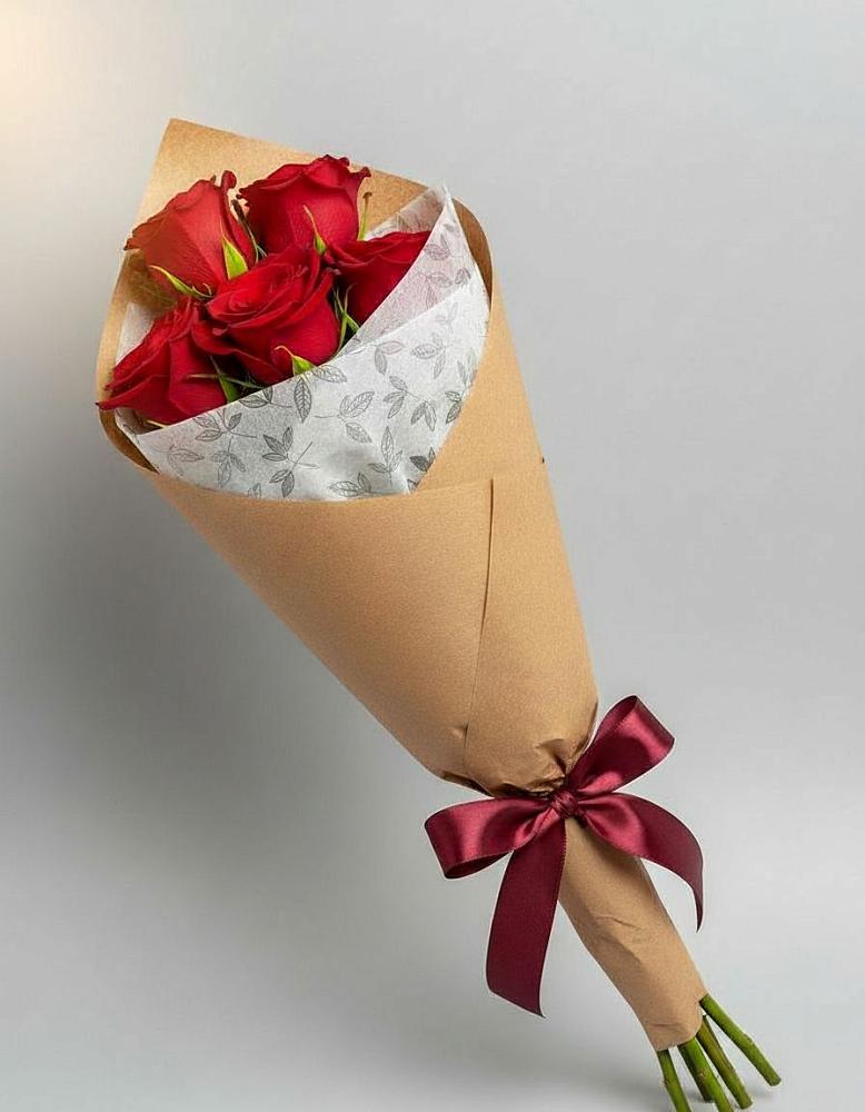Букет цветов из: Розы в Проводник