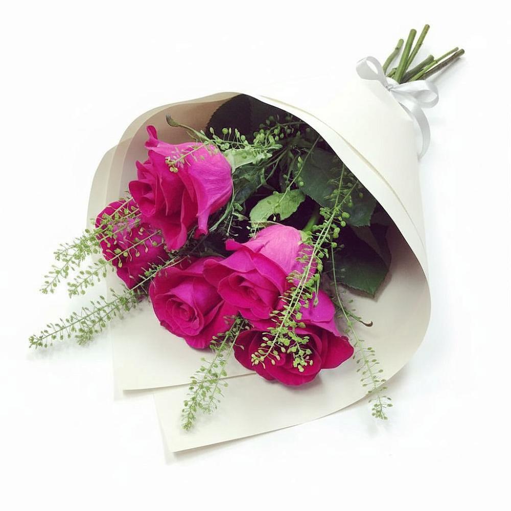 Букет цветов из: Розы в Проводник