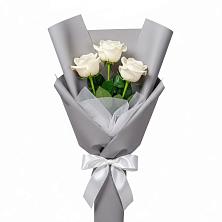 Букет 3 белые розы в Проводник