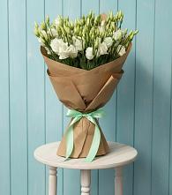 Букет цветов из:  Лизиантусы в Проводник