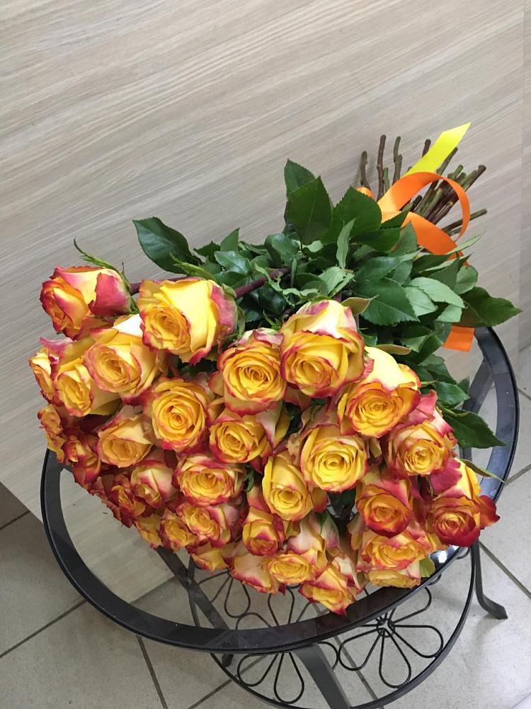 Букет Желтые розы в Проводник