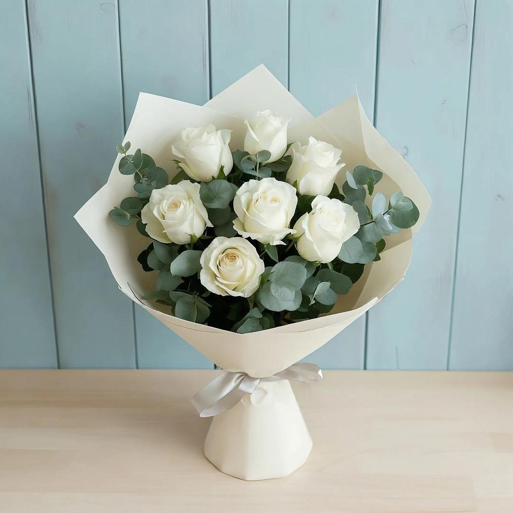 Букет Белые розы в Эвкалипте в Проводник