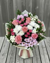 Букет цветов из:  Альстромерии, Гвоздики, Розы и Хризантемы в Проводник