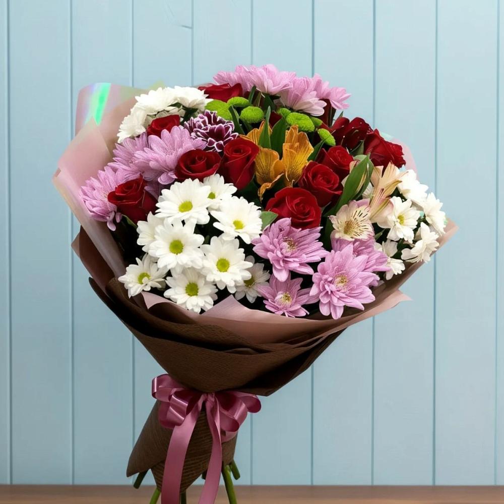 Букет цветов из: Розы, Хризантемы и Альстромерии в Проводник