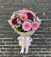 Букет цветов из:  Герберы и Хризантемы в Проводник