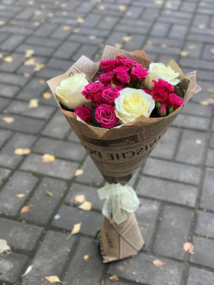 Букет цветов из: Розы в Проводник