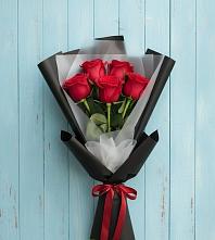 Букет цветов из:  Розы в Проводник