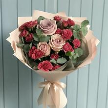 Букет цветов из:  Гвоздики и Розы в Проводник