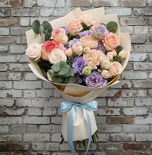 Букет цветов из:  Розы, Лизиантусы и Гвоздики в Проводник