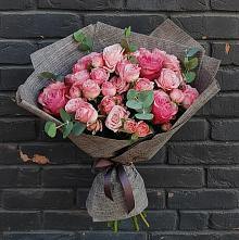 Букет цветов из:  Розы #REPLACE_PRED# Проводник