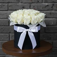 Цветочная композиция из Розы в шляпной коробке в Проводник