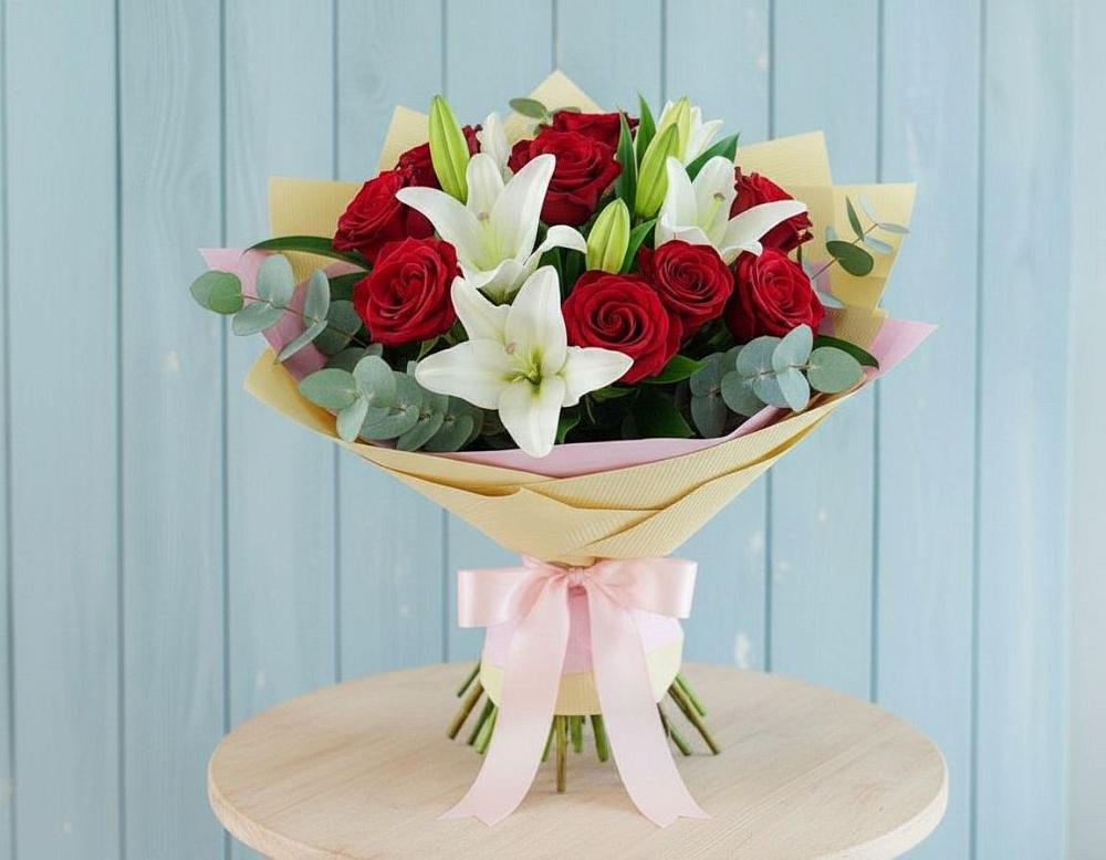 Букет цветов из: Лилии и Розы в Проводник